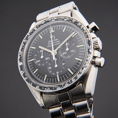 pre owned Omega Speedmaster professional